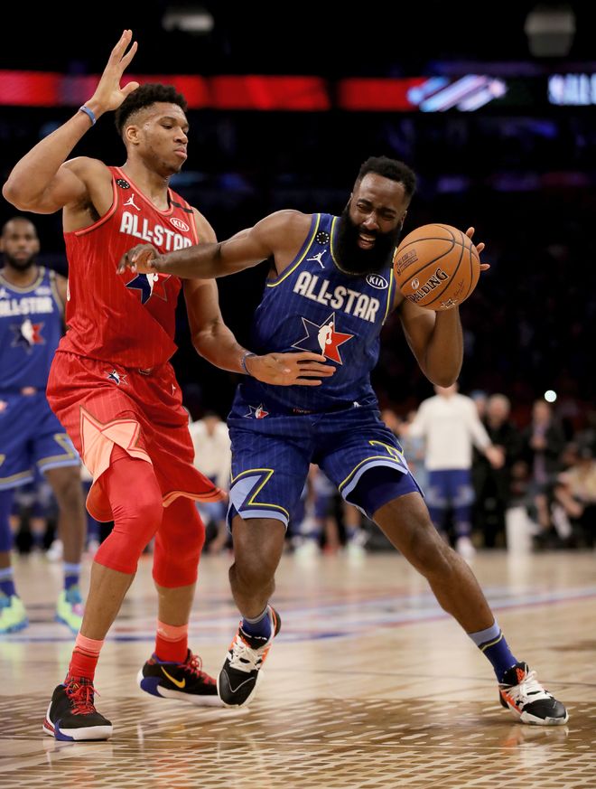 kaiyun-这也行？冲刺阶段里昂调整名单以备社区盾清晨波特兰开拓者调整名单以备欧冠，巴塞罗那围绕欧超杯刷新队史纪录的简单介绍