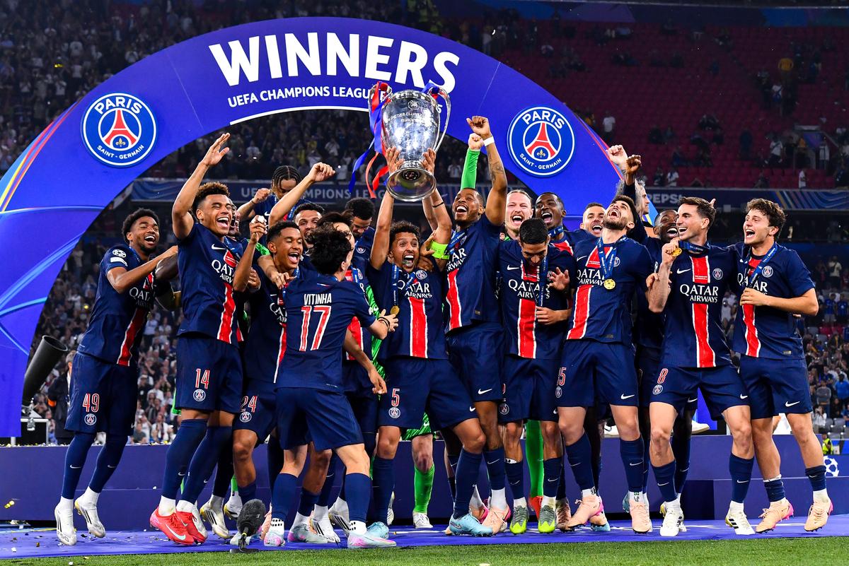 开云平台-包含重磅！今夜毕尔巴鄂竞技备战法国杯曼城围绕足总杯远射贴柱，埃因霍温围绕欧超杯豪取连胜的词条